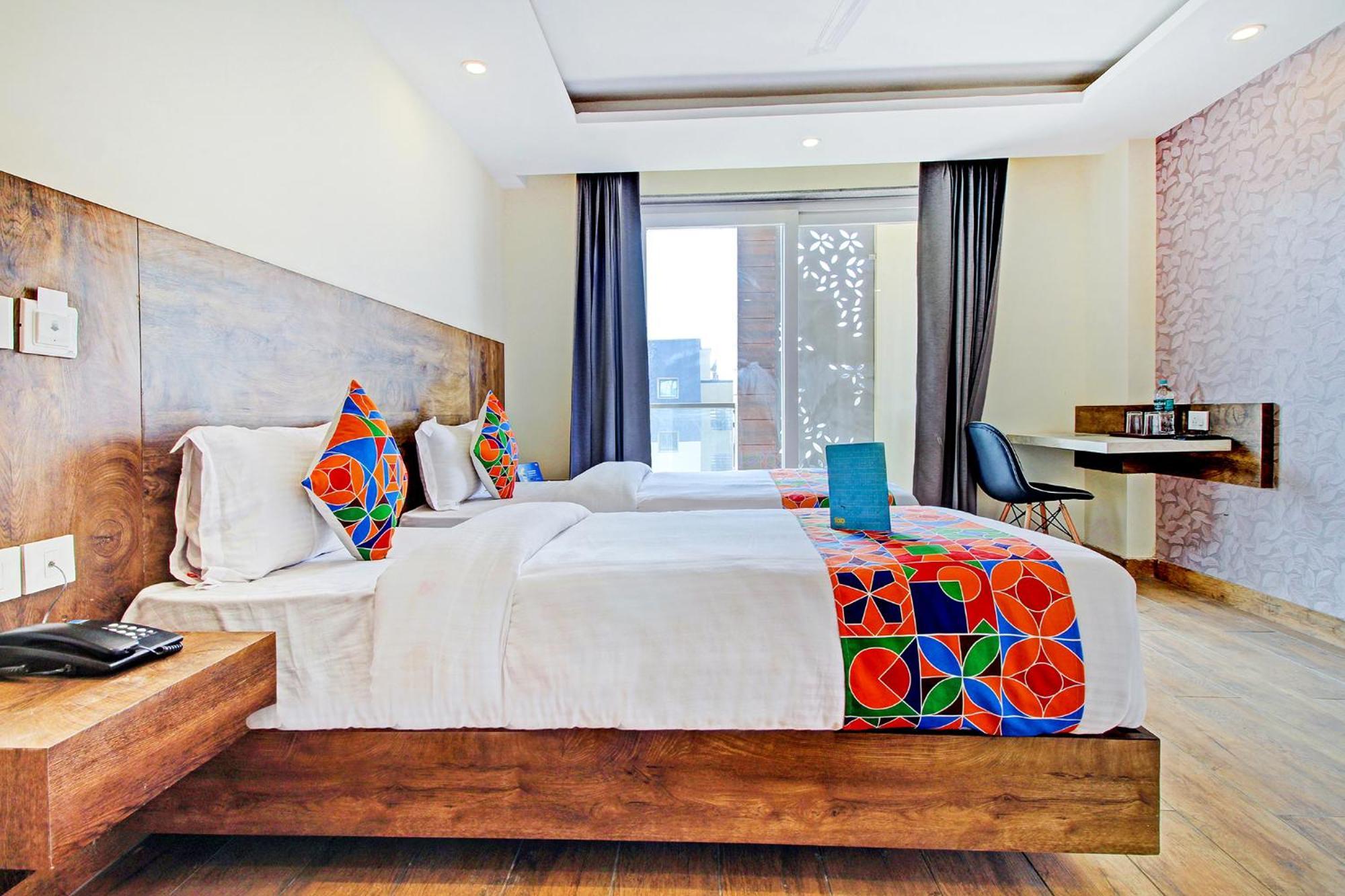 Fabhotel Soft Petals Gurgaon Exterior photo